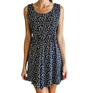 Forest Lily Romper Ditsy Floral Print Navy Blue Yellow Light Blue Women's size 8